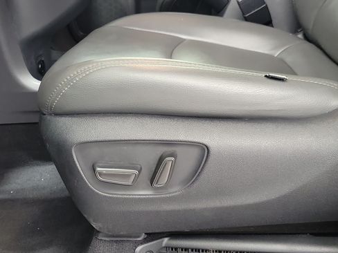 Used 2022 Toyota Sienna LE FWD image 18
