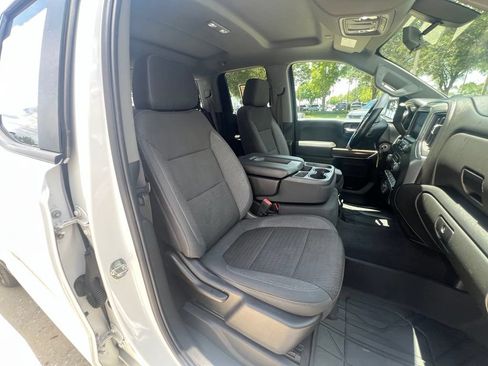 Used 2020 Chevrolet Silverado 1500 LT RWD image 30