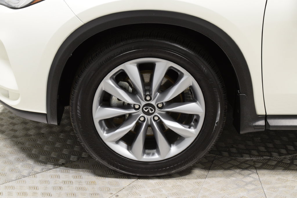 Certified 2022 INFINITI QX50 Luxe AWD/4WD image 39