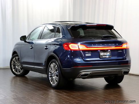 Used 2017 Lincoln MKX Reserve w/ Lincoln MKX Climate Package image 9