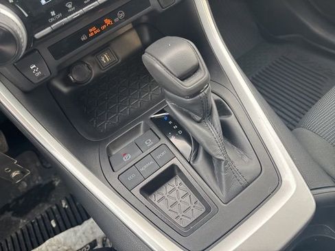 Certified 2023 Toyota RAV4 LE image 30