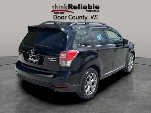 Used 2017 Subaru Forester 2.5i Touring AWD/4WD image 6