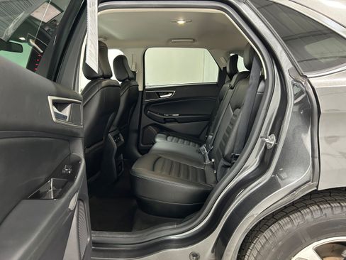 Used 2020 Ford Edge SEL w/ Cold Weather Package AWD/4WD image 27