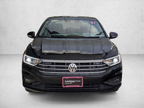 Used 2021 Volkswagen Jetta SEL Premium image 2