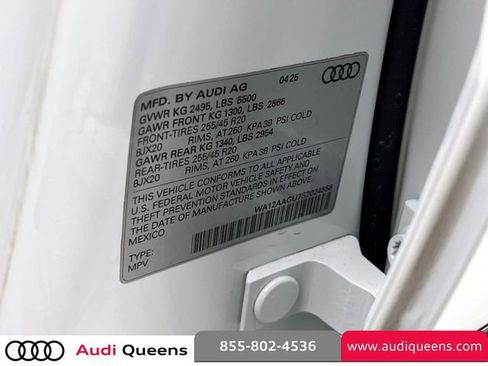 Used 2025 Audi Q5 Premium Plus w/ Premium Plus AWD/4WD image 19
