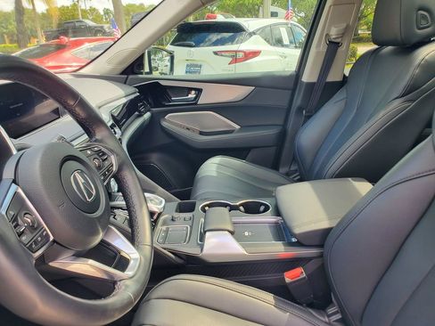 Used 2023 Acura MDX SH-AWD image 17