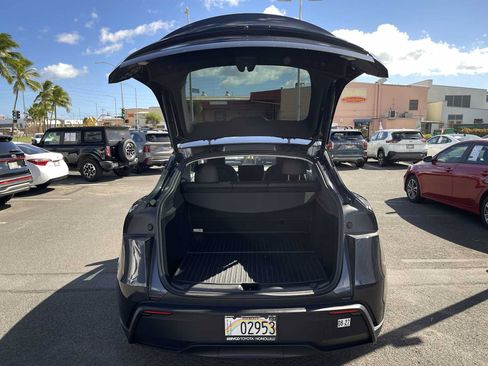 Used 2026 Tesla Model Y 2WD image 20