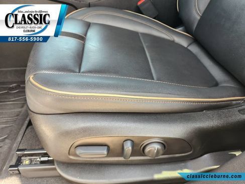 Used 2023 Chevrolet Blazer Premier w/ Enhanced Convenience Package FWD image 25