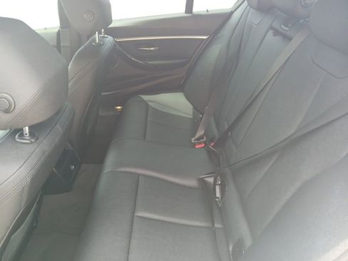 Used 2018 BMW 330i xDrive Sedan AWD/4WD image 12