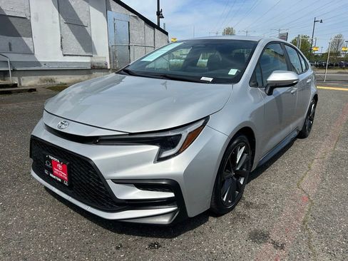 Certified 2024 Toyota Corolla XSE FWD image 1