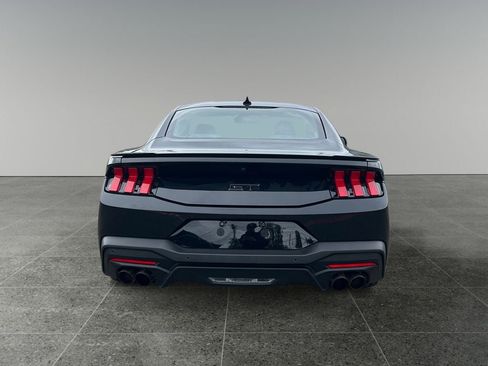 Used 2025 Ford Mustang GT Premium RWD image 8