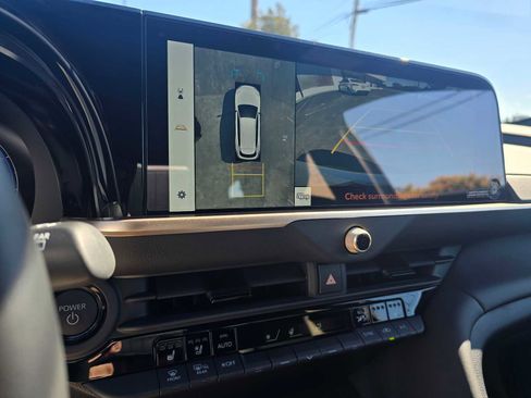 New 2026 Toyota Crown Signia image 30