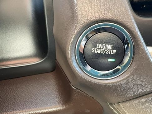 Used 2017 GMC Yukon XL Denali w/ Open Road Package image 38