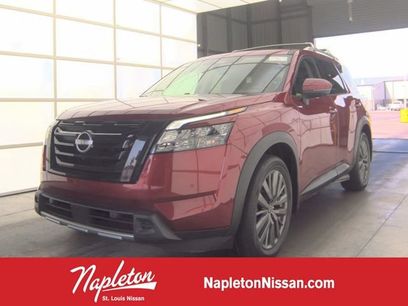 Used 2024 Nissan Pathfinder SL w/ SL Premium Package