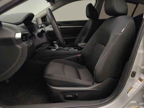 Used 2021 Nissan Altima 2.5 SV FWD image 17