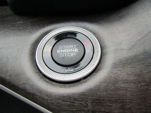 Used 2023 Jeep Grand Cherokee Limited w/ Trailer Tow Prep Group (B) image 36