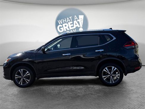 Used 2020 Nissan Rogue SV w/ Premium Package image 7