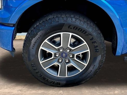 Used 2015 Ford F150 XLT w/ Equipment Group 302A Luxury AWD/4WD image 37
