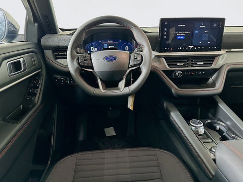 New 2026 Ford Explorer ST-Line w/ ST-Line Street Pack image 11