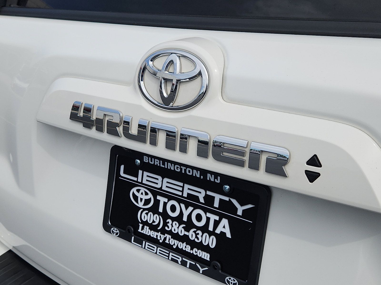Used 2023 Toyota 4Runner TRD Sport AWD/4WD image 32