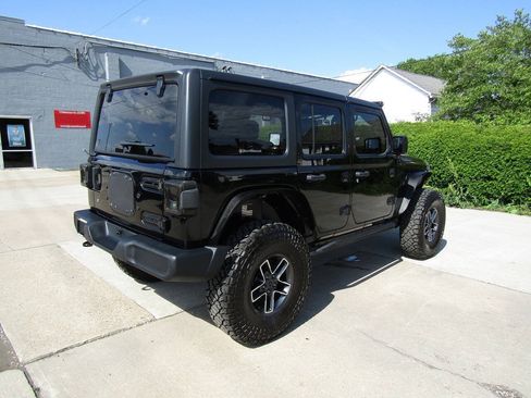 Used 2020 Jeep Wrangler Unlimited Sport AWD/4WD image 8