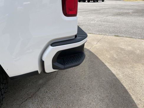 Used 2022 Chevrolet Silverado 1500 RST w/ Convenience Package II image 43