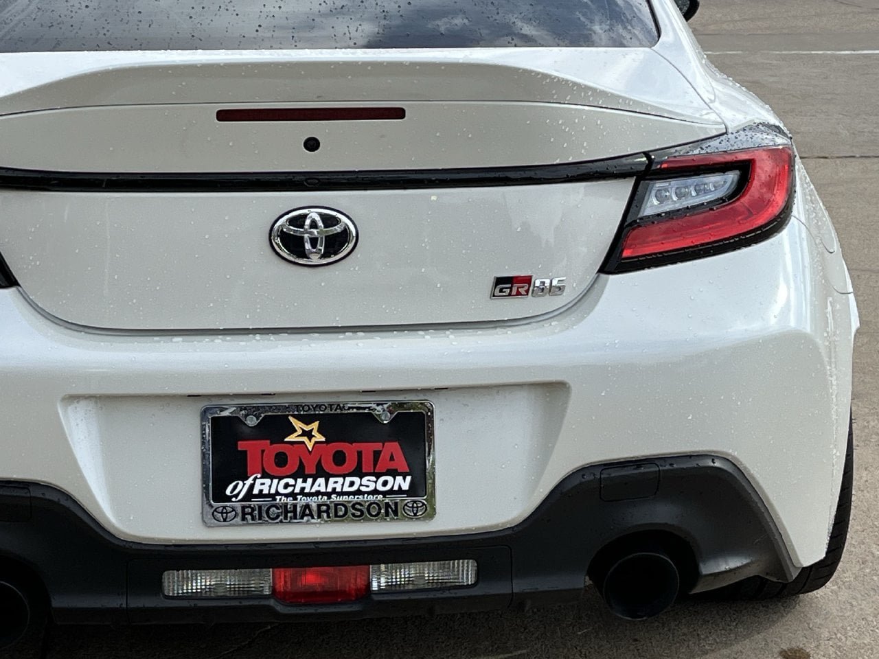 Used 2024 Toyota GR86 Premium RWD image 6