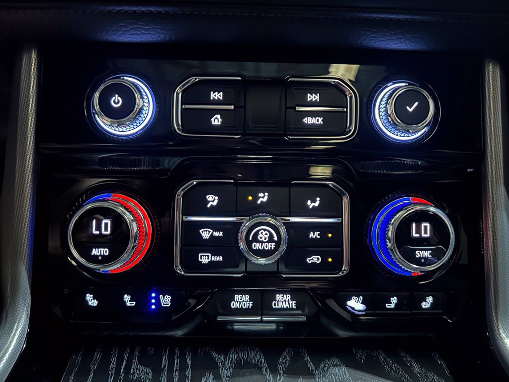Used 2021 GMC Yukon Denali w/ Denali Premium Package AWD/4WD image 37