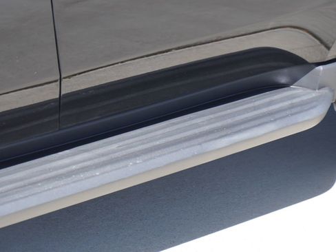 Used 2017 Chevrolet Tahoe LT image 5