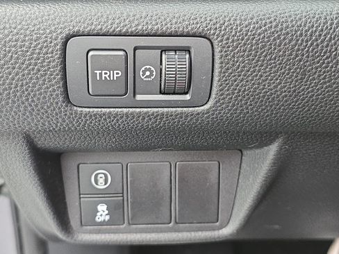 Used 2018 Honda Accord Sport image 25