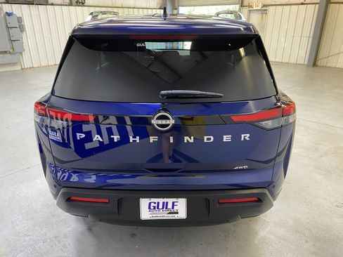 Used 2025 Nissan Pathfinder SV AWD/4WD image 7
