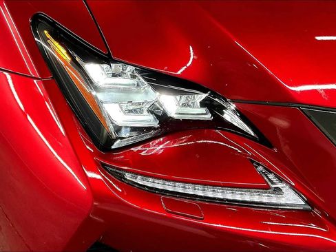 Used 2017 Lexus RC F image 30