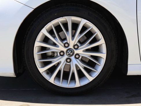 Used 2018 Toyota Camry XLE w/ Driver Assist Package FWD image 6