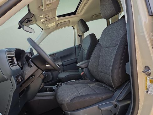 New 2025 Ford Maverick XLT w/ Black Appearance Package image 15