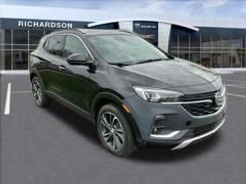 Used 2021 Buick Encore GX Essence AWD/4WD image 4