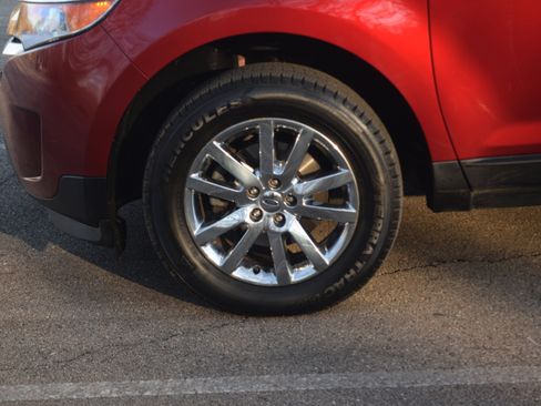 Used 2014 Ford Edge SEL w/ Equipment Group 205A image 27