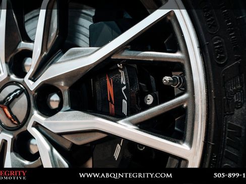 Used 2024 Chevrolet Corvette Stingray Premium Conv w/ Z51 Performance Package RWD image 12