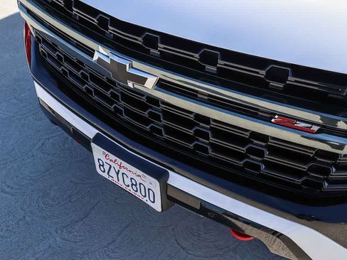 Used 2022 Chevrolet Tahoe Z71 AWD/4WD image 5