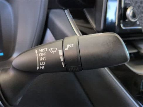 Used 2022 Toyota Corolla LE image 26