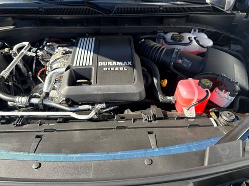 New 2026 GMC Yukon XL Denali image 21