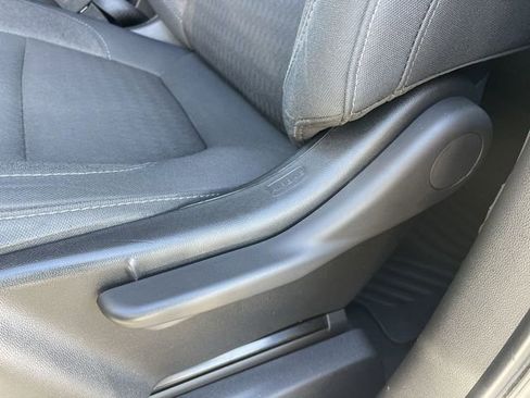 Used 2019 Chevrolet Silverado 1500 LT w/ Bed Protection Package image 12