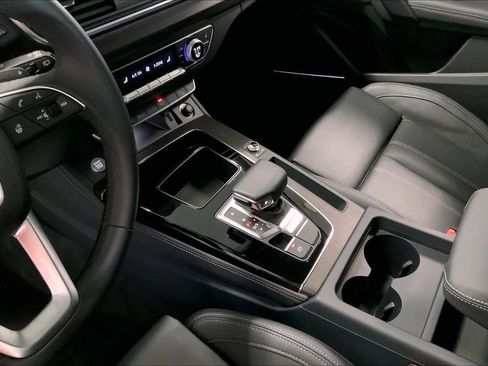 Used 2025 Audi Q5 2.0T Premium Plus w/ Premium Plus Package image 15