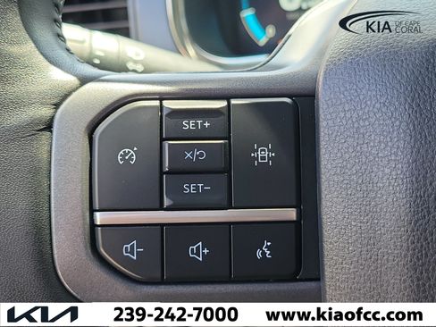 Used 2023 Ford F150 Lariat AWD/4WD image 25