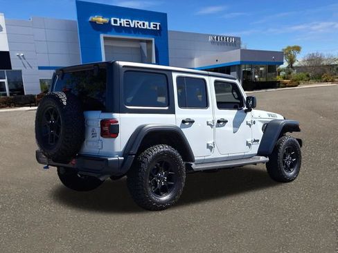 Used 2024 Jeep Wrangler Unlimited AWD/4WD image 27