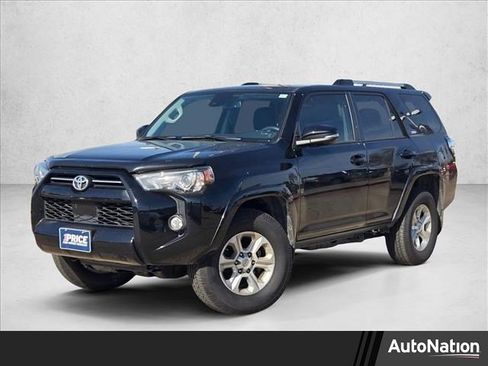 Used 2020 Toyota 4Runner SR5 Premium image 1