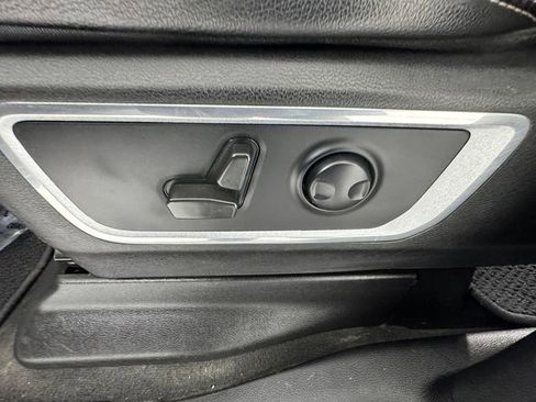 Used 2023 RAM 1500 Laramie image 11