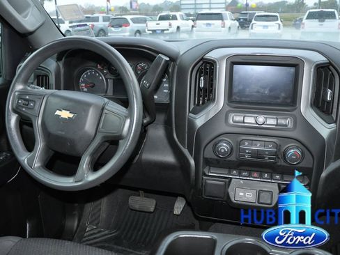 Used 2022 Chevrolet Silverado 1500 Custom w/ LPO, Dark Essentials Package image 19