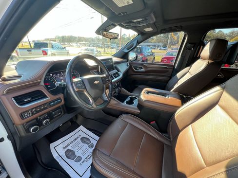 Used 2021 Chevrolet Suburban High Country w/ Premium Package image 25