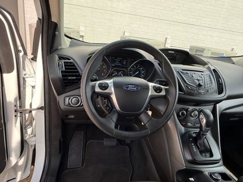 Used 2016 Ford Escape S image 12