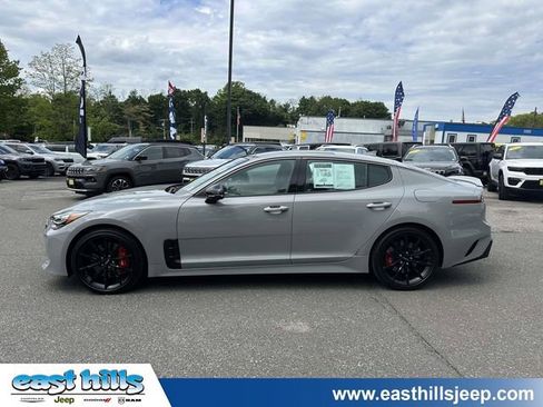 Used 2023 Kia Stinger GT2 AWD/4WD image 12